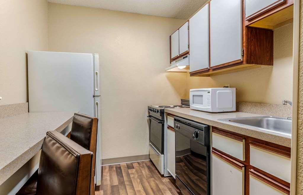 Extended Stay America Suites - Evansville - East Ruang foto